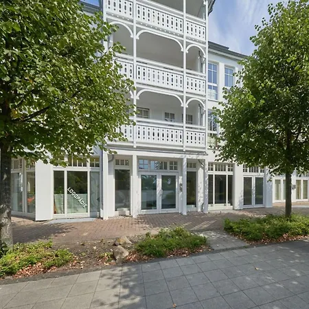 Strandnahe In Mit Balkon Apartment Sellin (Rugen)